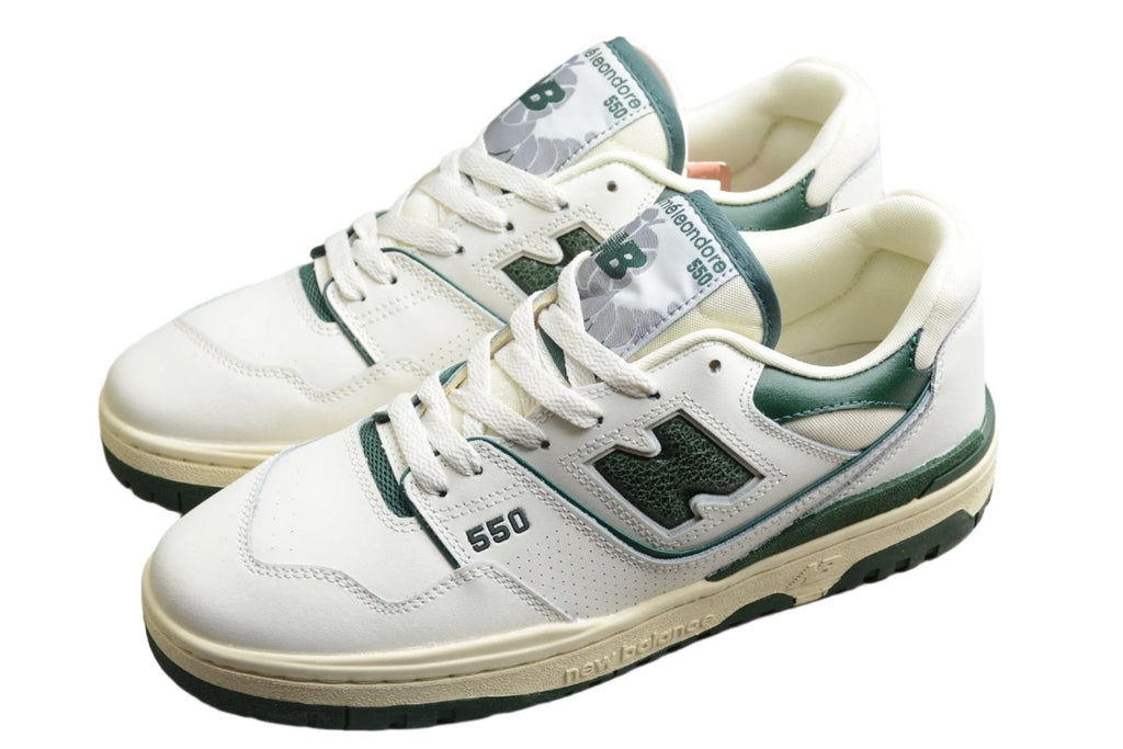 New Balance 550 Sea Salt Marsh Green