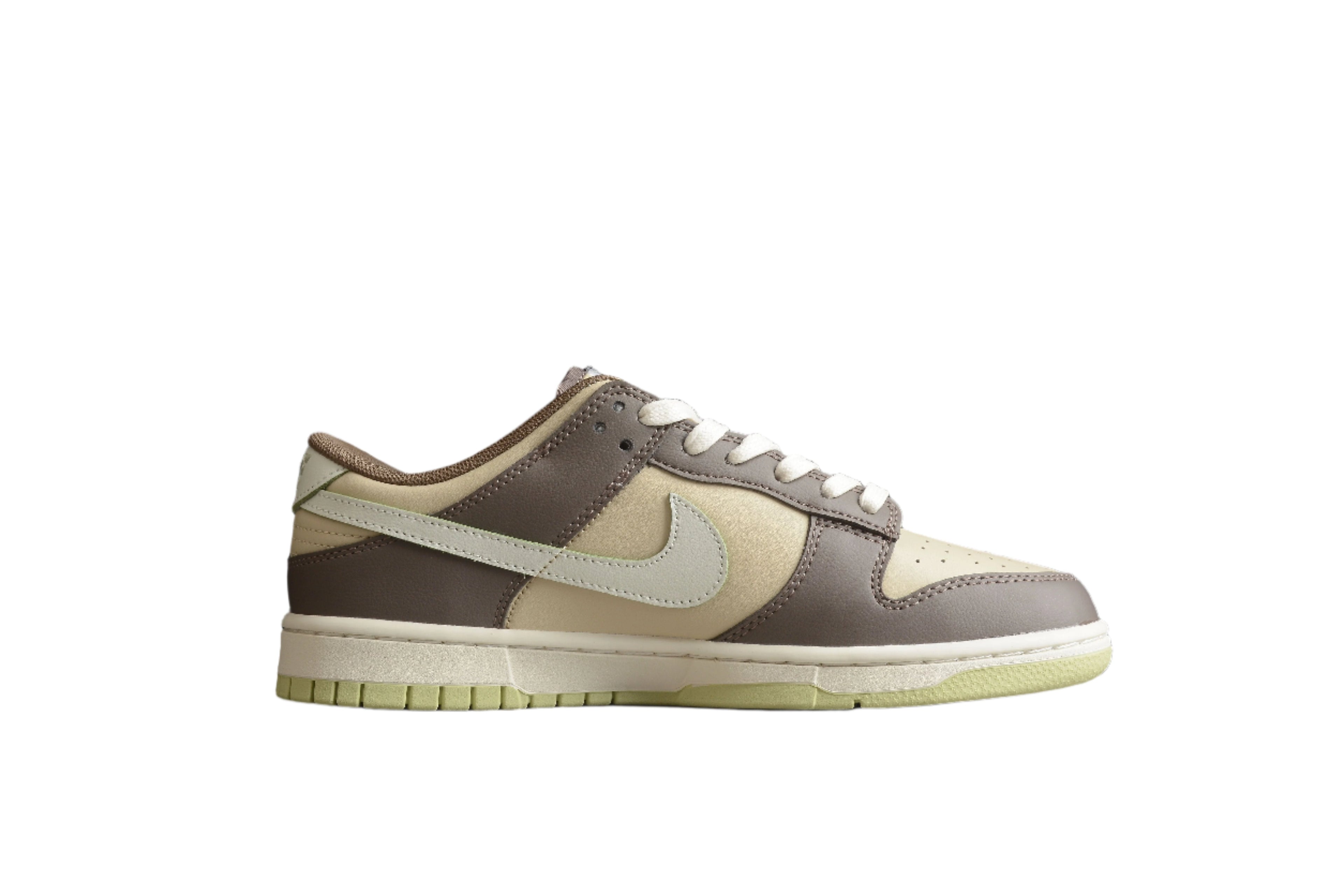 Nike Dunk Low SB Milk Tea