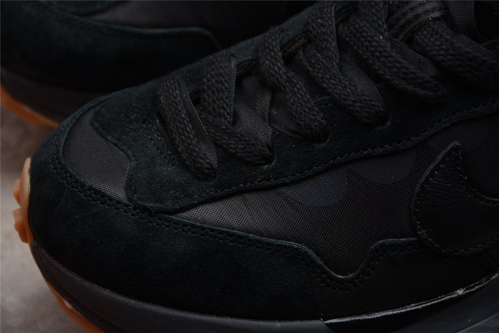 Nike X Sacai VaporWaffle Black