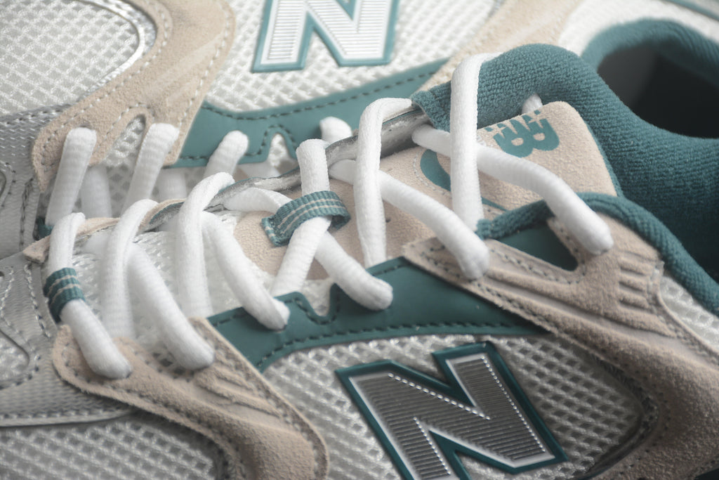 New Balance 530 White / Clear Jade