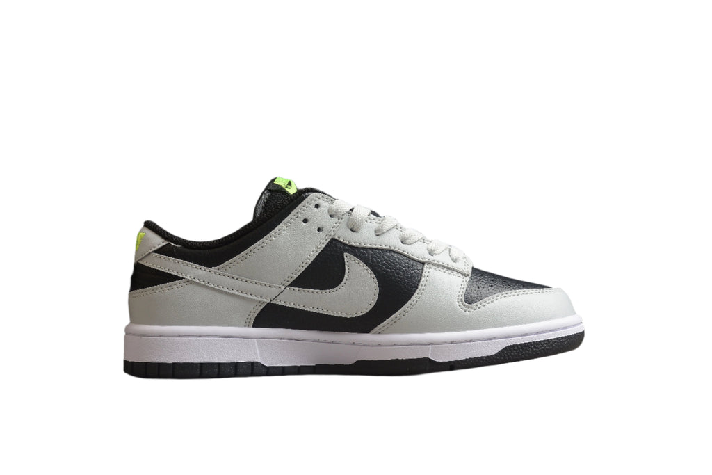 Nike Dunk Low SB Off-White / Black
