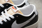 Nike Blazer Low Black / White