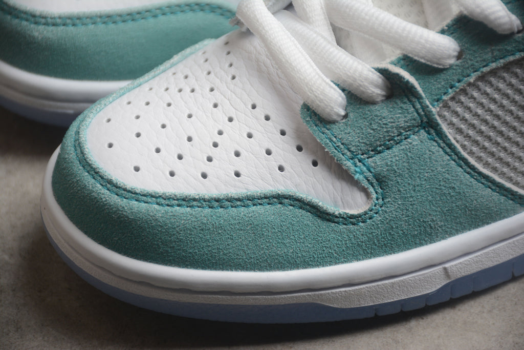 Nike Dunk Low SB Turbo Green / Silver