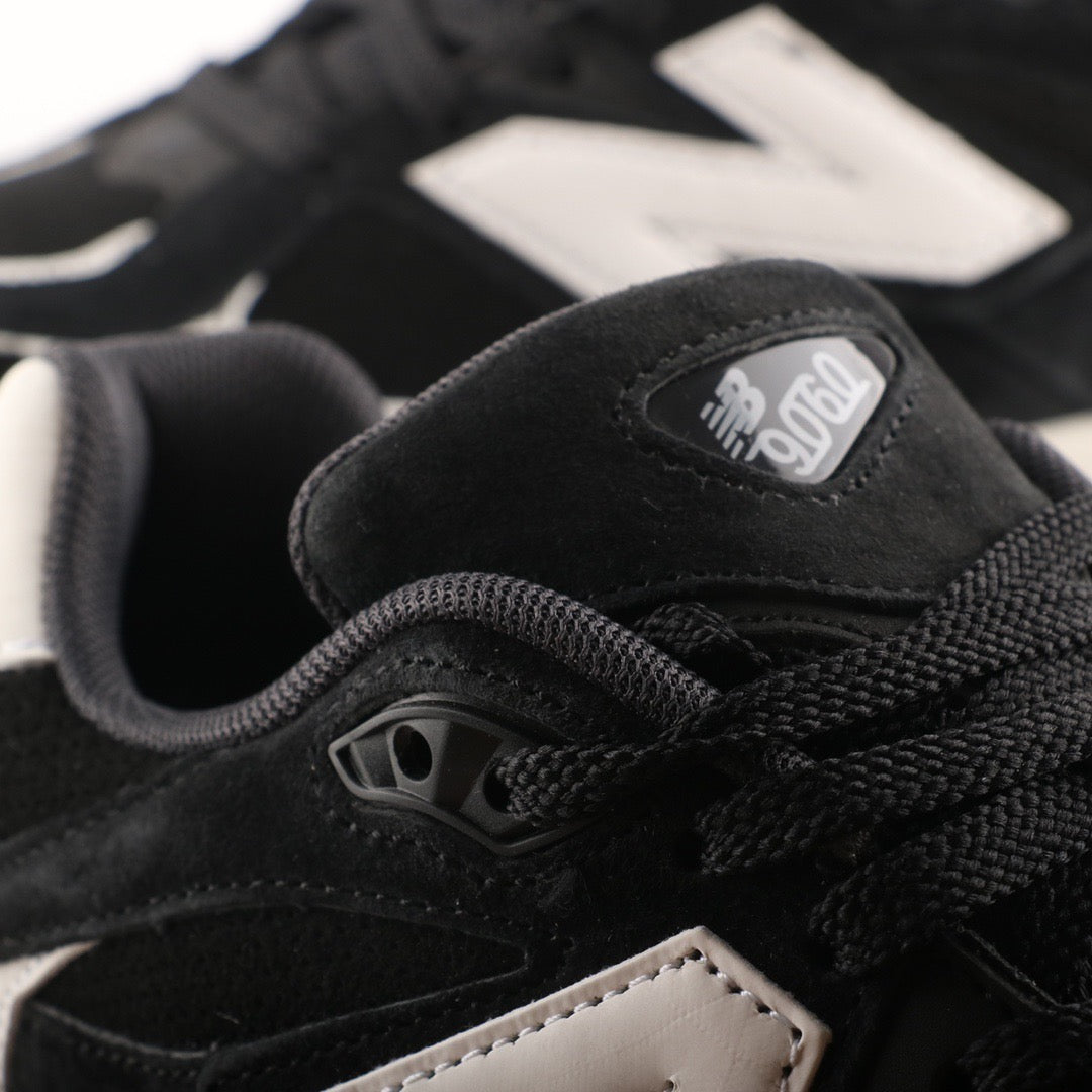 New Balance 9060 White / Black