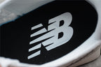 New Balance 327 Black / Grey