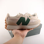 New Balance 327 Moonbeam