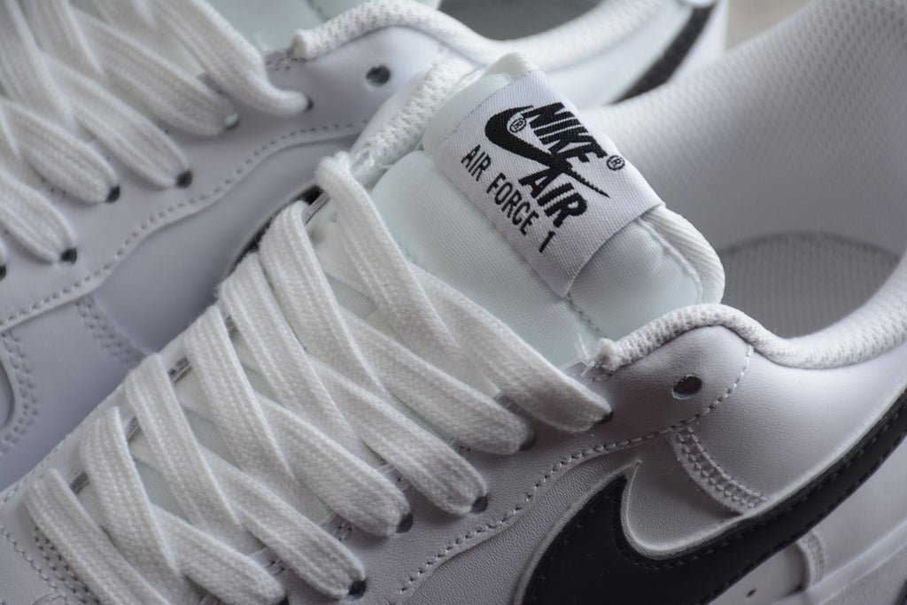 Nike Air Force One White / Black