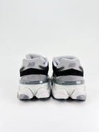 New Balance 9060 Grey / Black