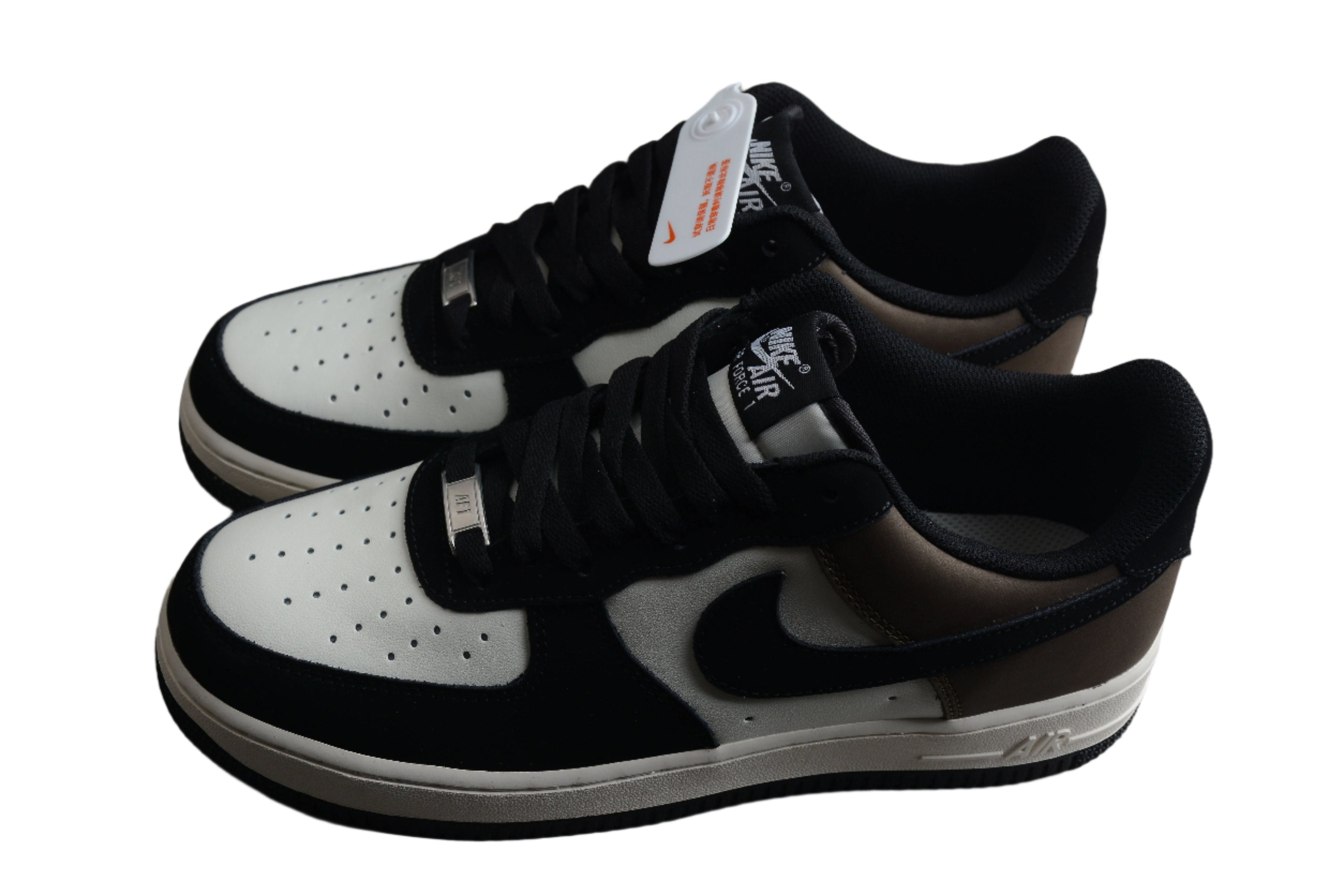 Nike Air Force One Black / White