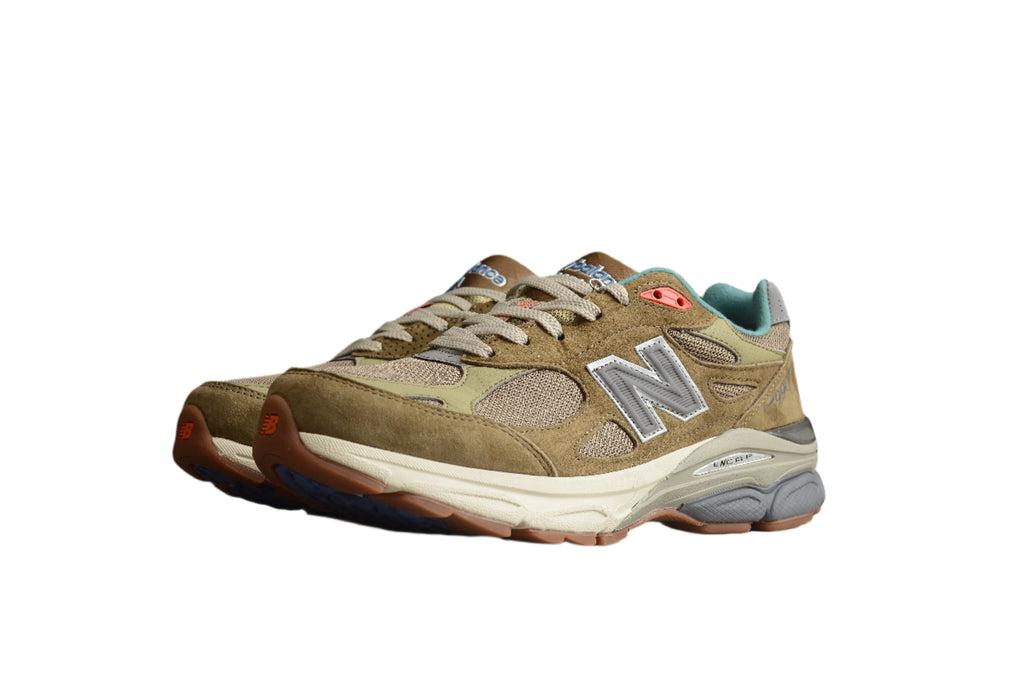New Balance V3 990 Brown