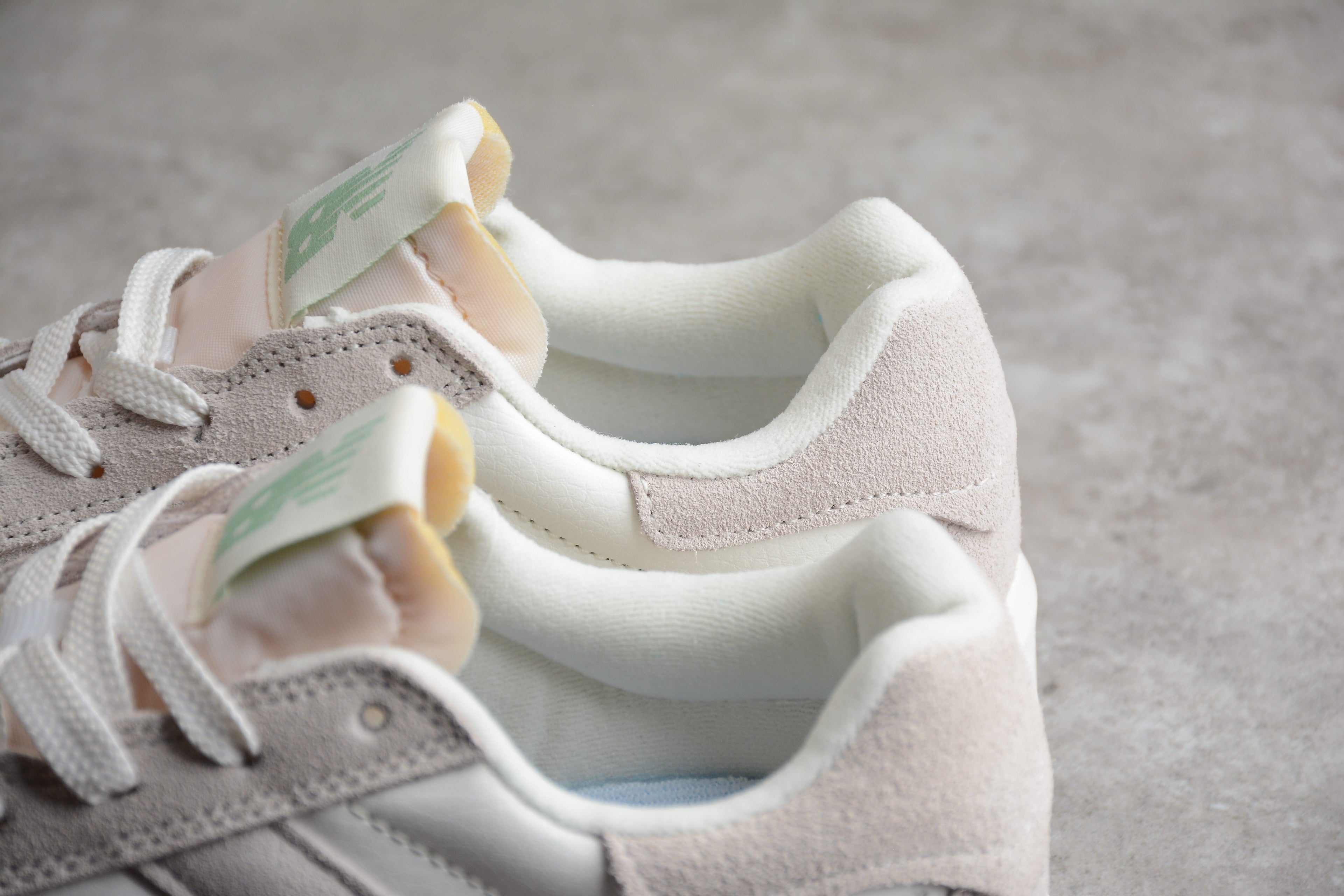 New Balance 302 Off White