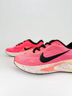 Nike running journey Hot Punch