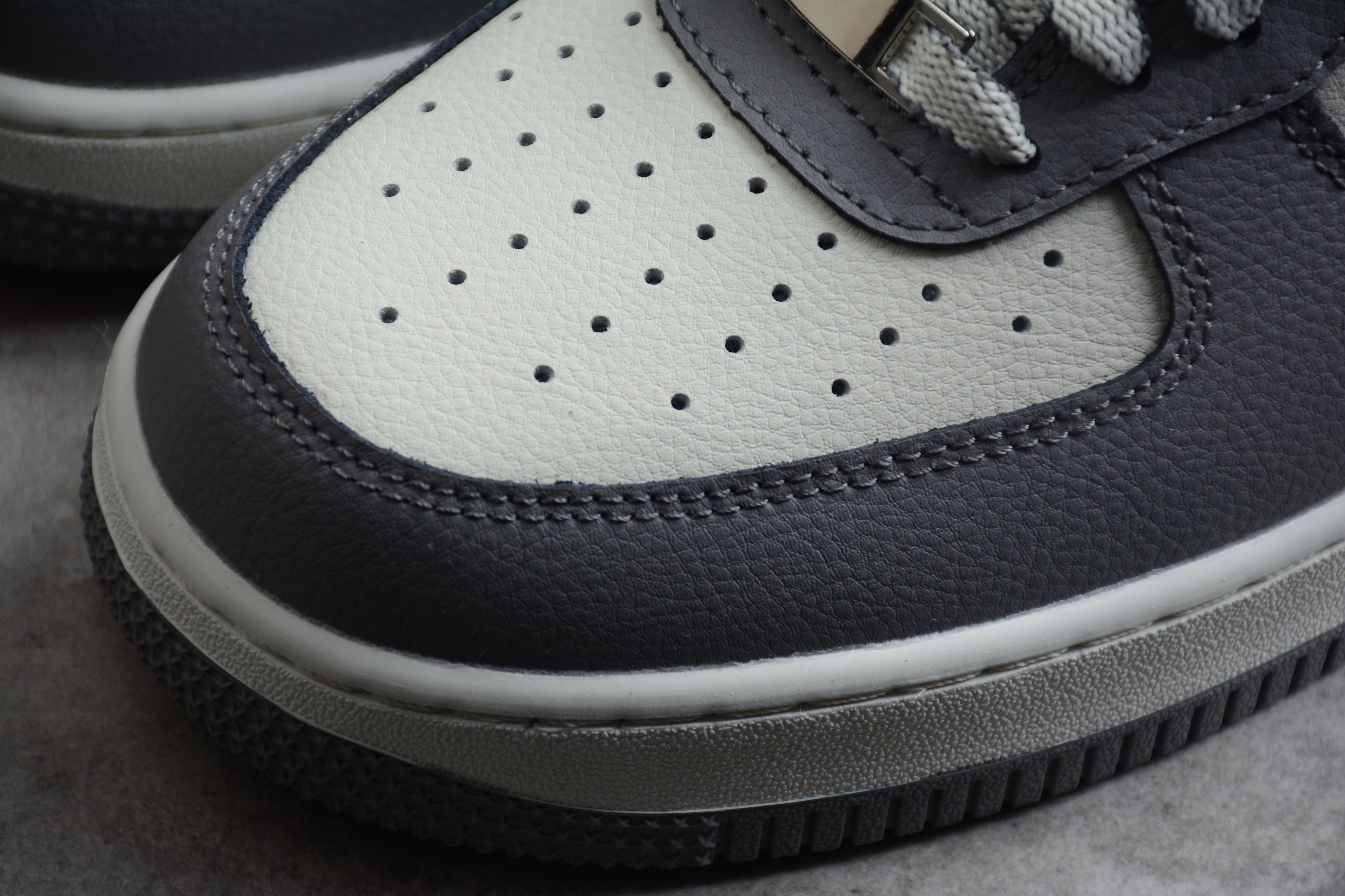Nike Air Force One Grey / White