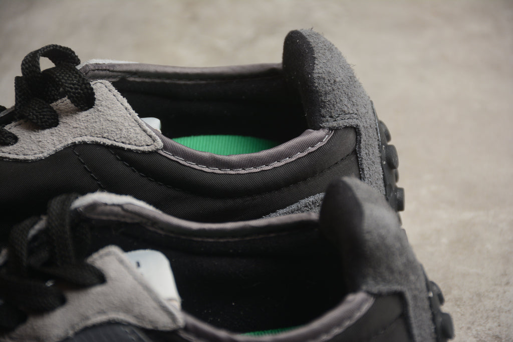 New Balance 327 Grey