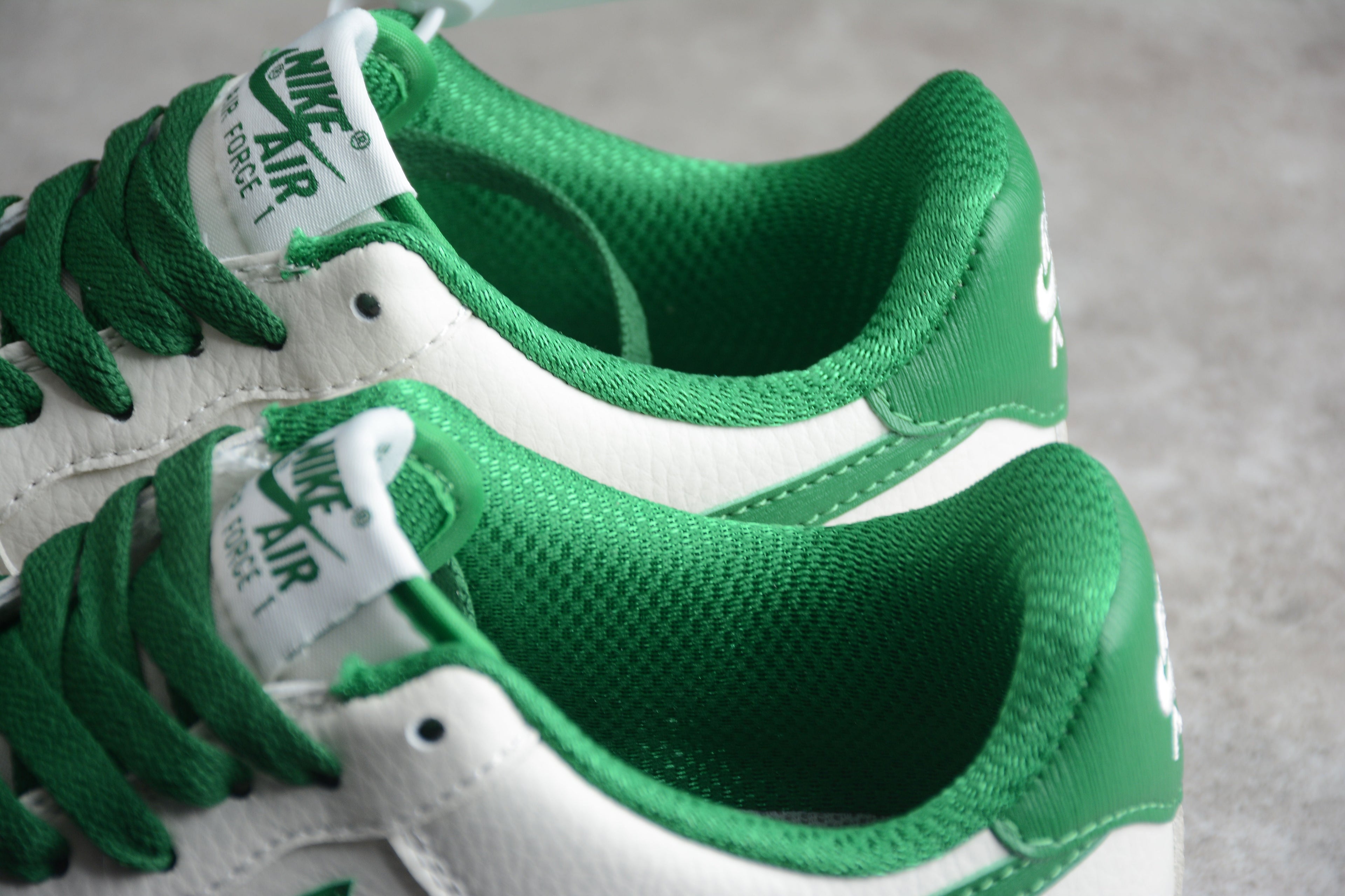 Nike Air Force One White / Green