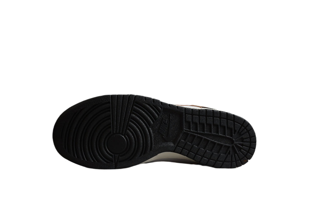 Nike Dunk Low SB Black / Off-White