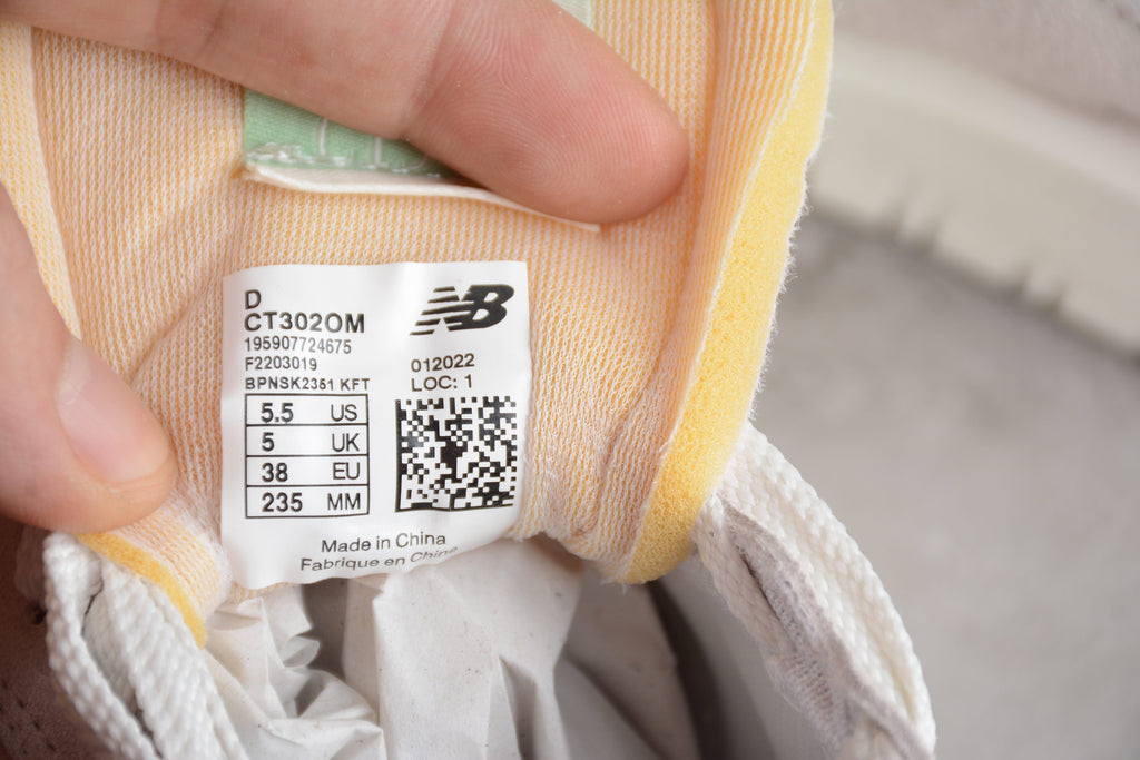 New Balance 302 Off White