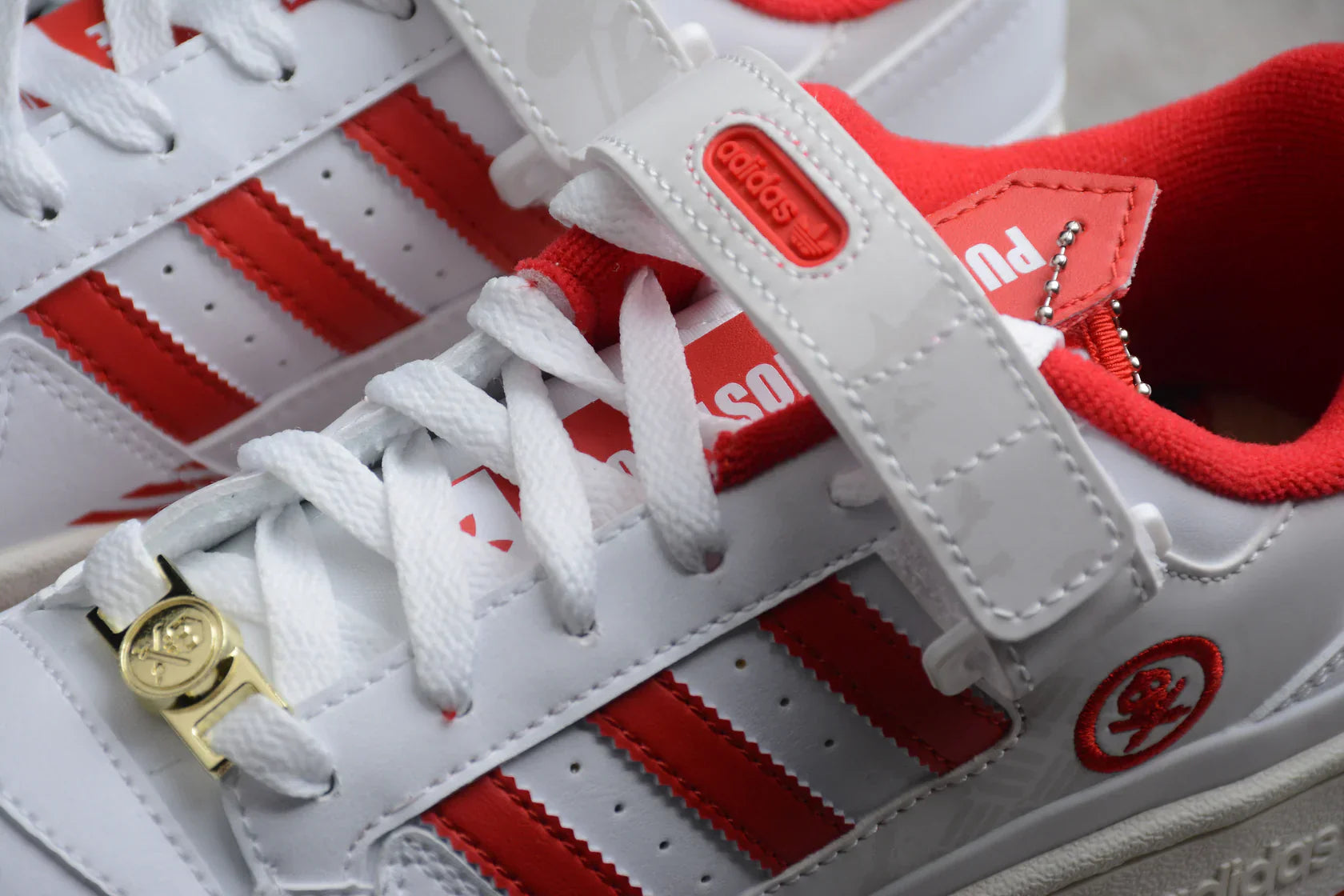 Adidas Forum White / Red