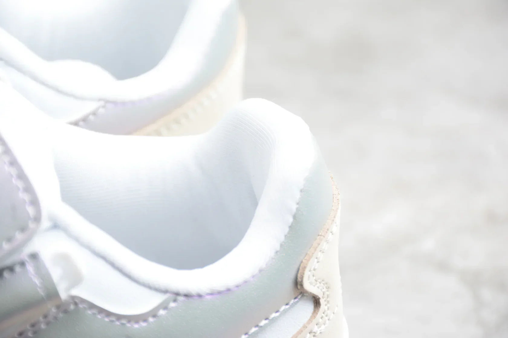 Adidas Forum White / Light Silver Metallic