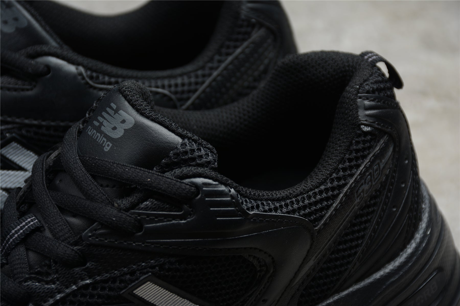 New Balance 530 Black