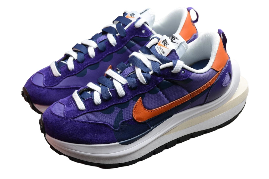 Nike x sacai VaporWaffle Purple / Orange