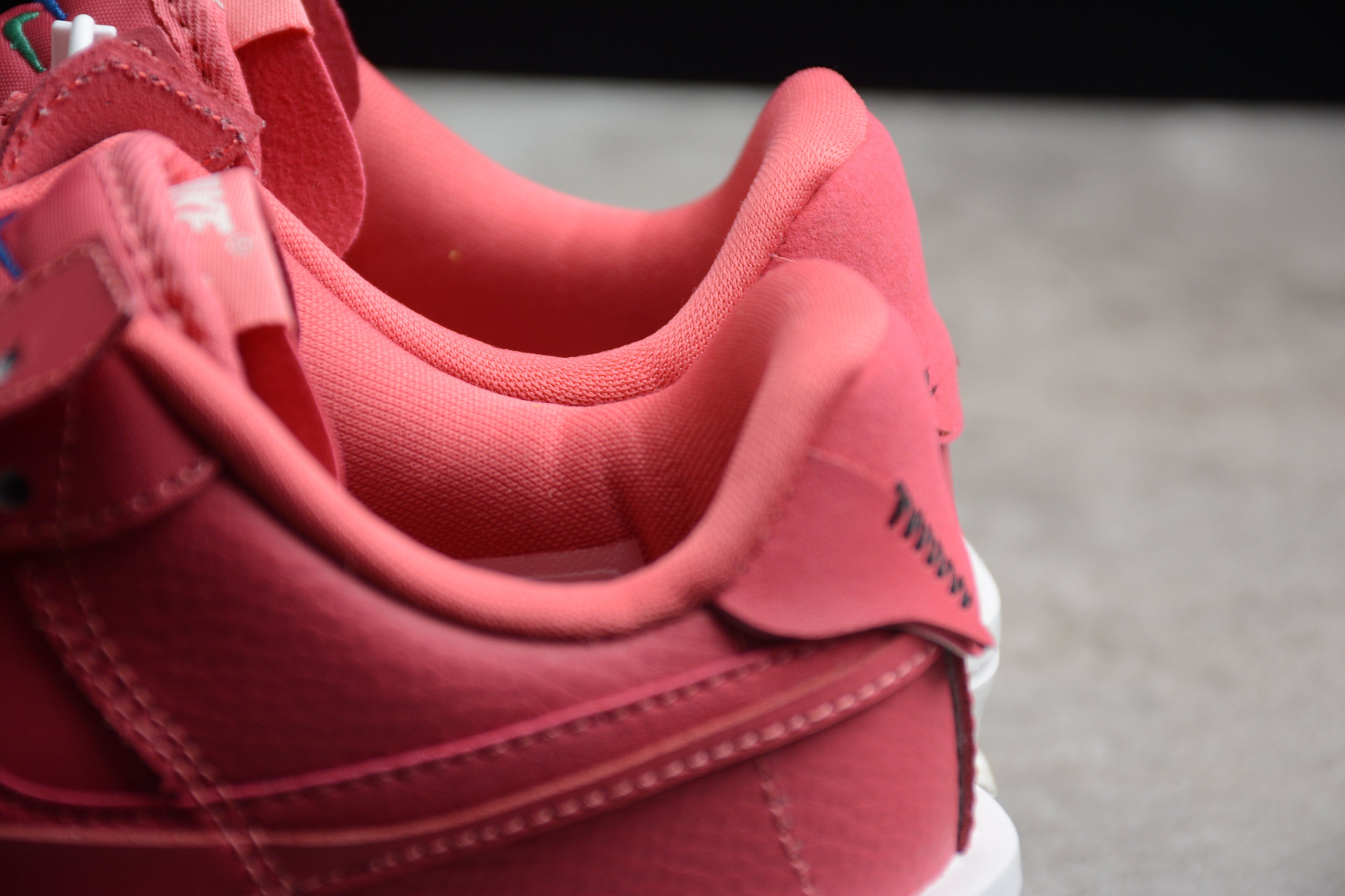 Nike Air Force One Pink