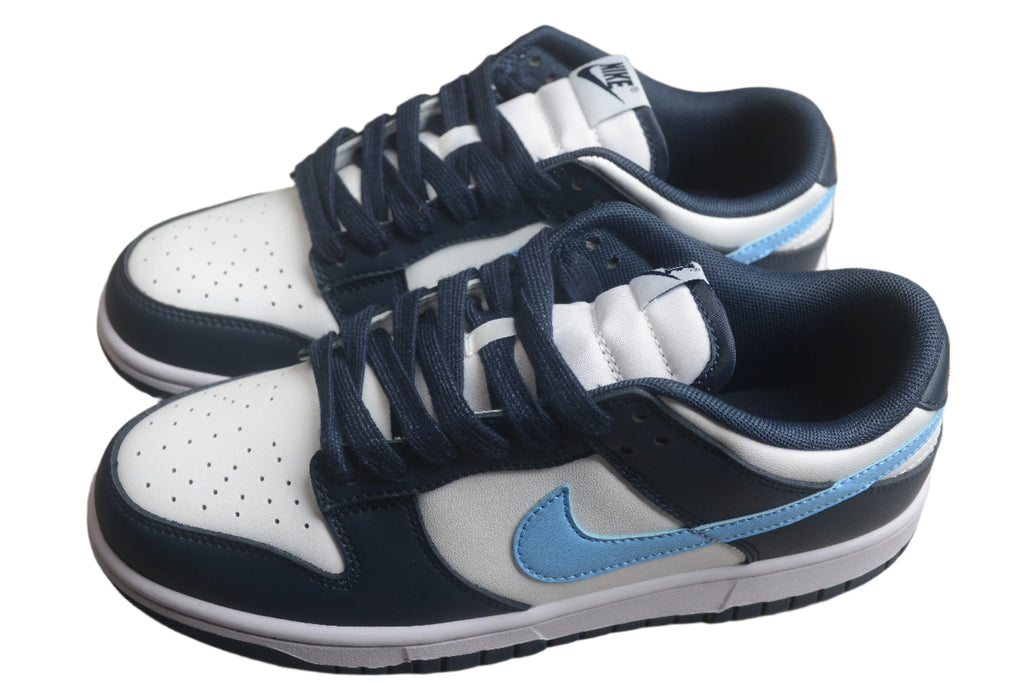 Nike Dunk Low SB Black / Light Blue