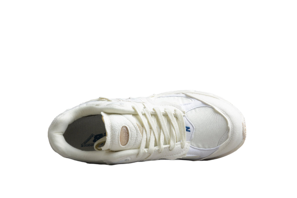 New Balance 2002R White