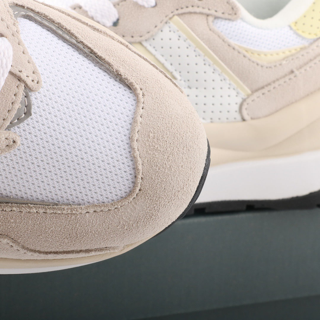 New Balance 5740 Gold Aspen