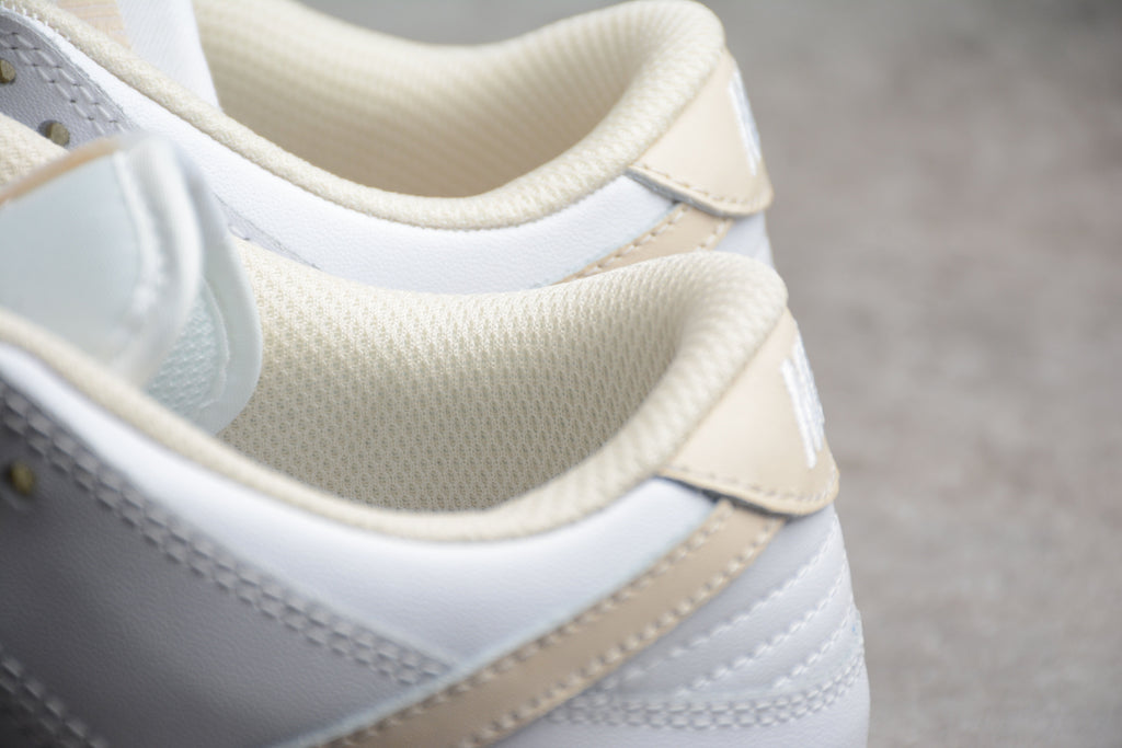 Nike Dunk Low SB Pearl White