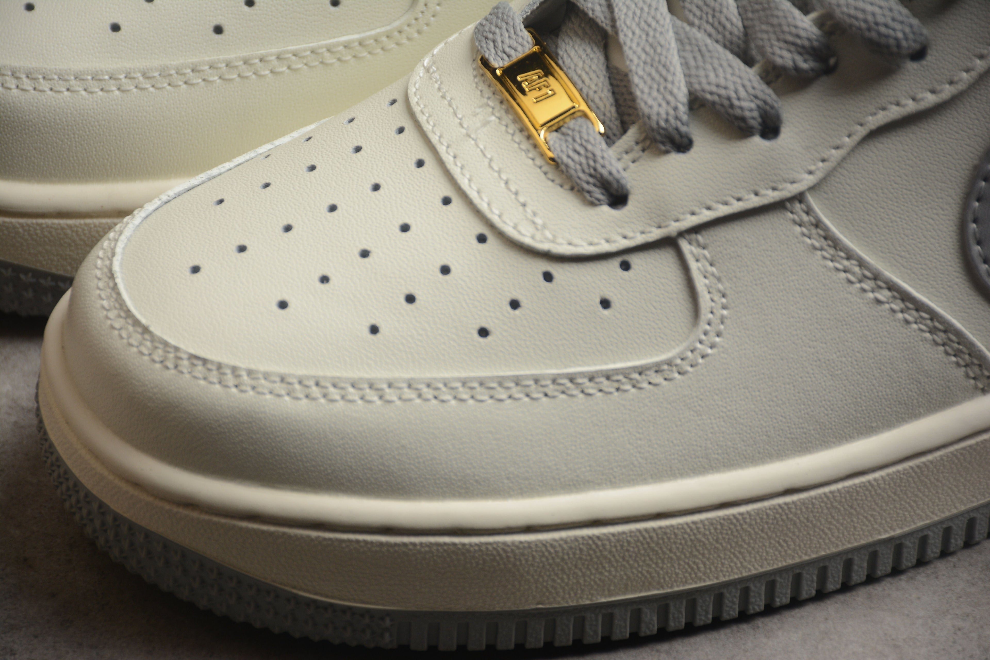 Nike Air Force One Grey