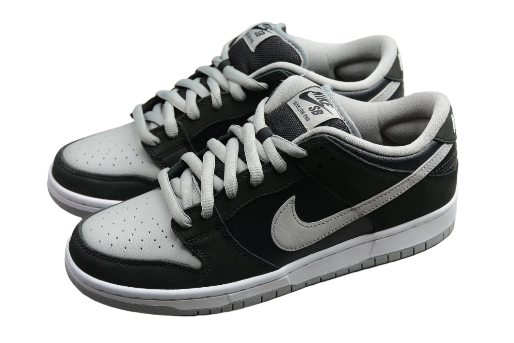 Nike Dunk Low SB Black / White