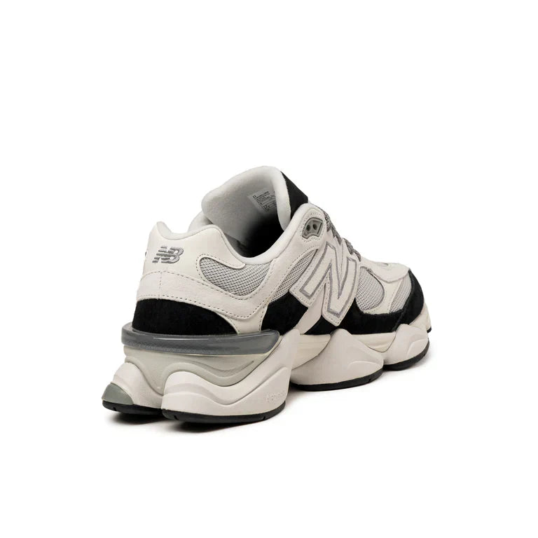 New Balance 9060 Grey / Jet Black