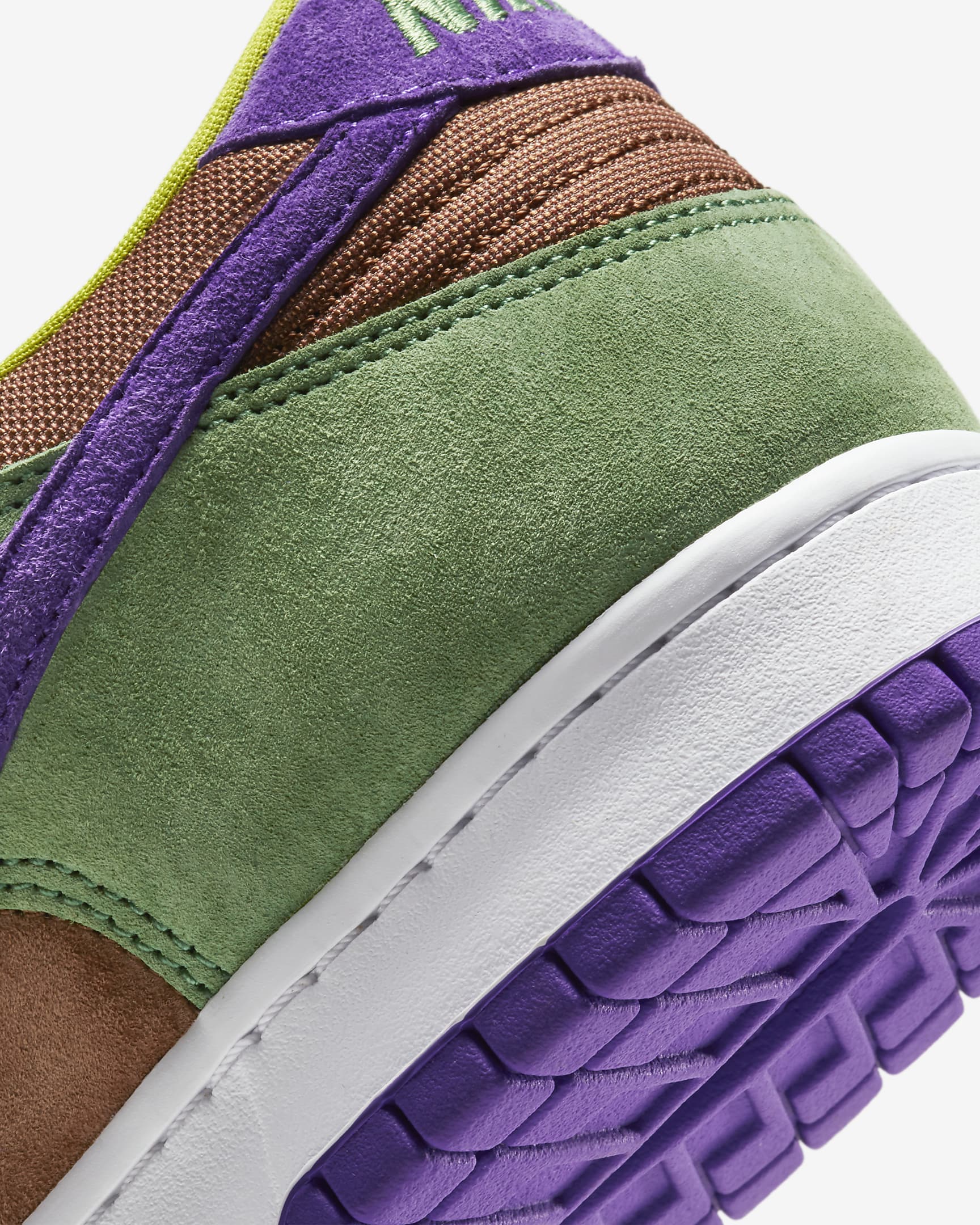 Nike Dunk Low SB Green / Purple / Orange