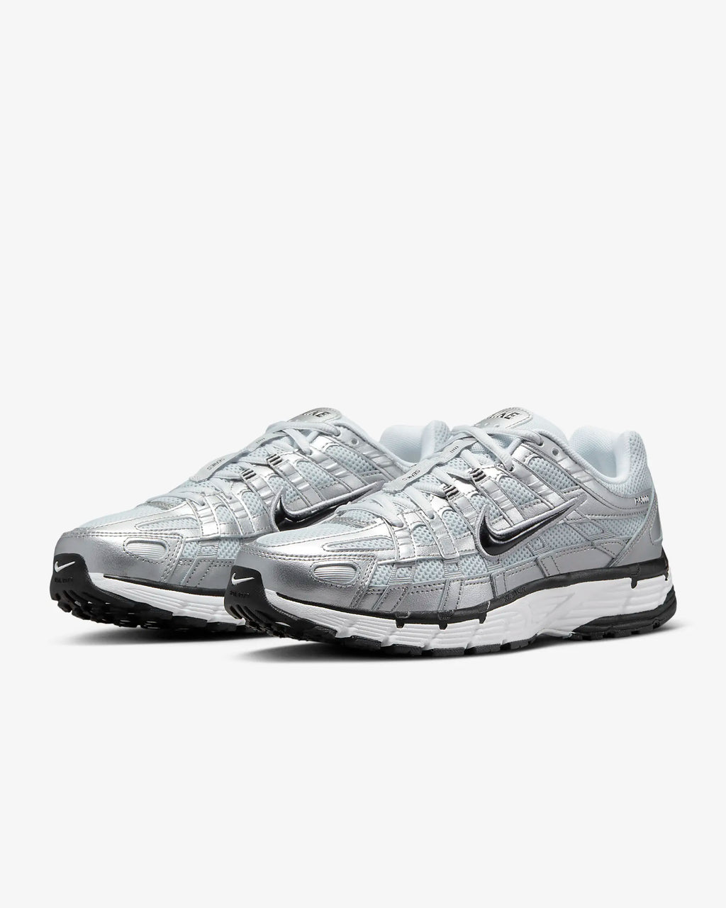 Nike P-6000 Metallic Platinum / Black