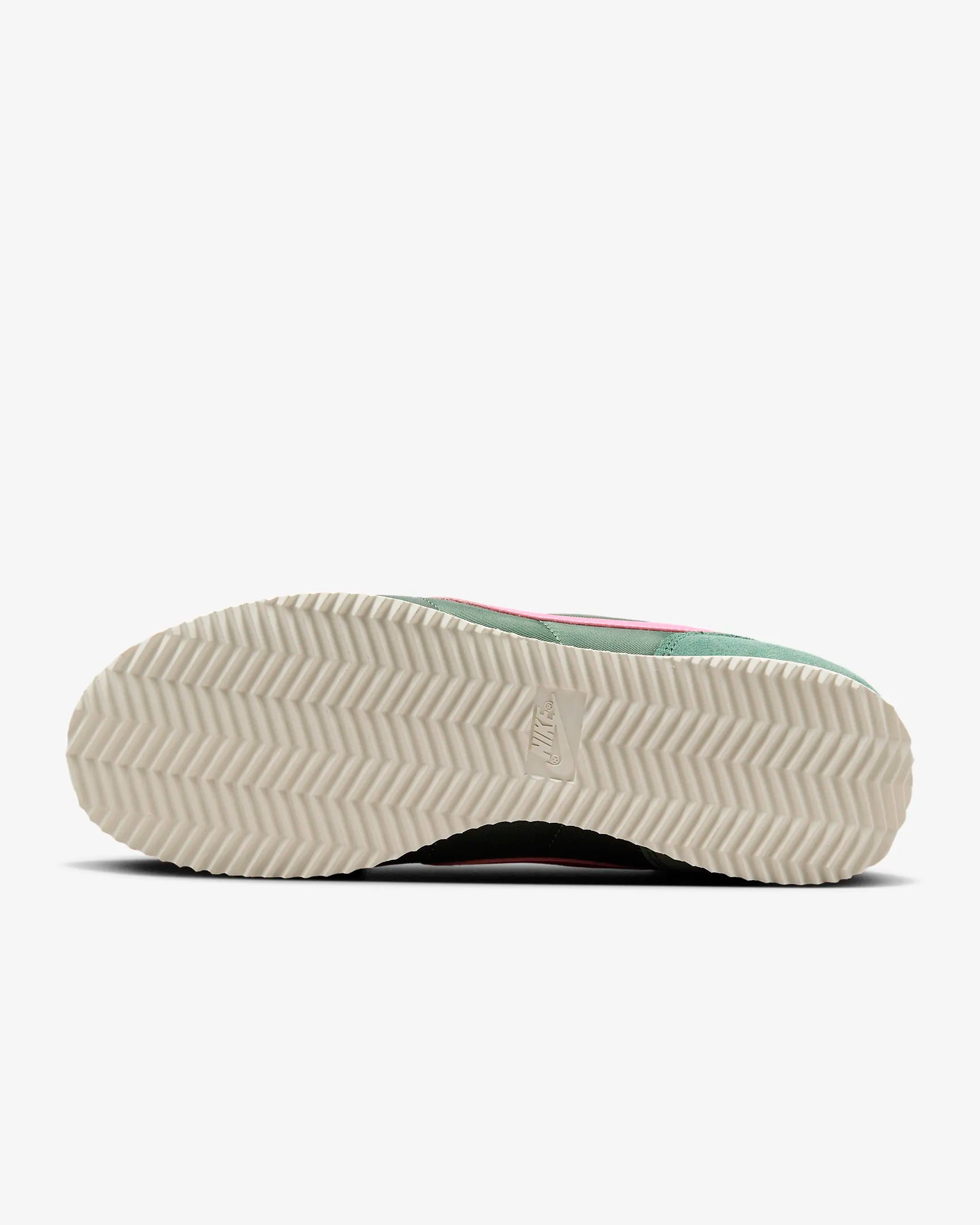 Nike Sportswear CORTEZ Gorge green / Wild cherry / White