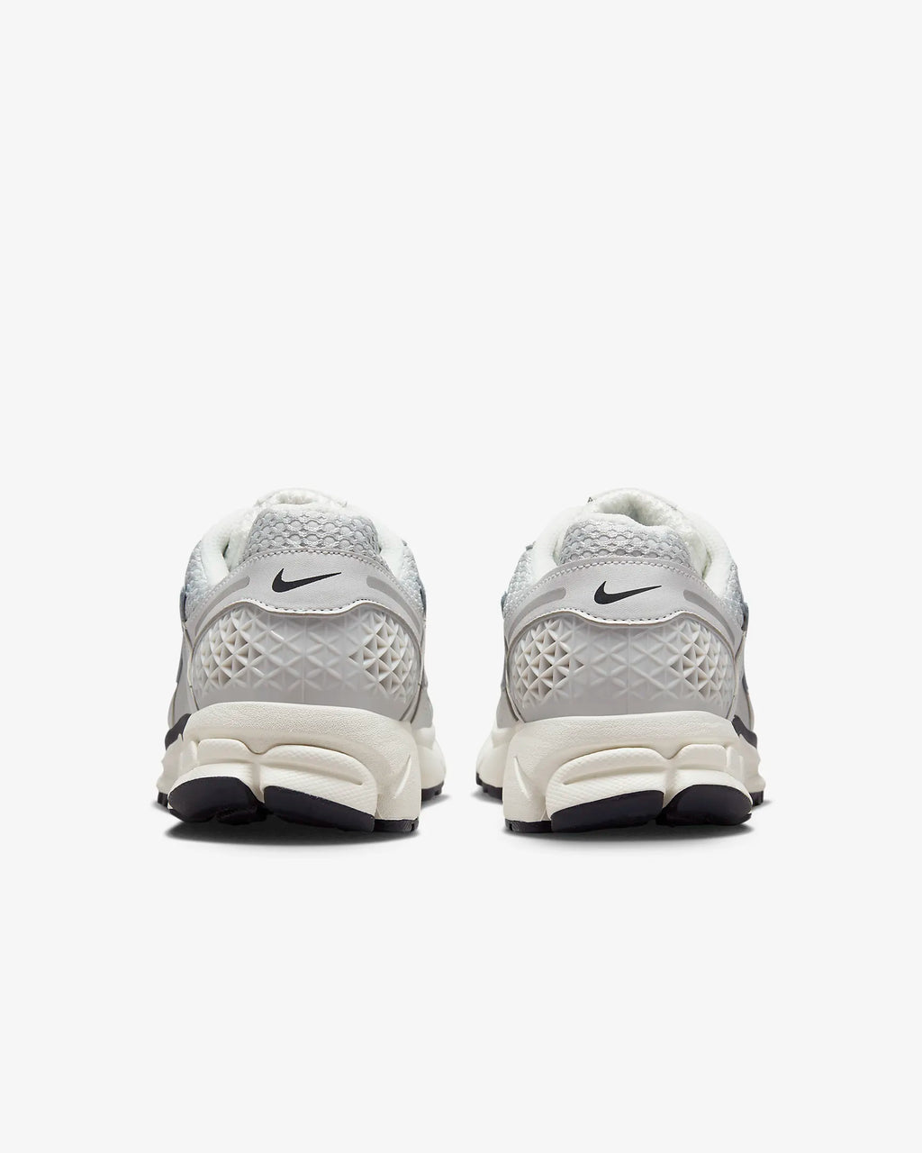 Nike Sportswear ZOOM VOMERO 5 Metallic Platinum