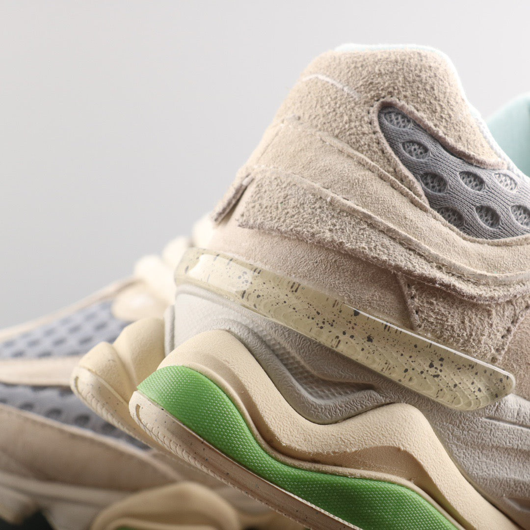 New Balance 9060 Bricks / Wood