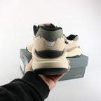 New Balance 5740 Off-White / Green