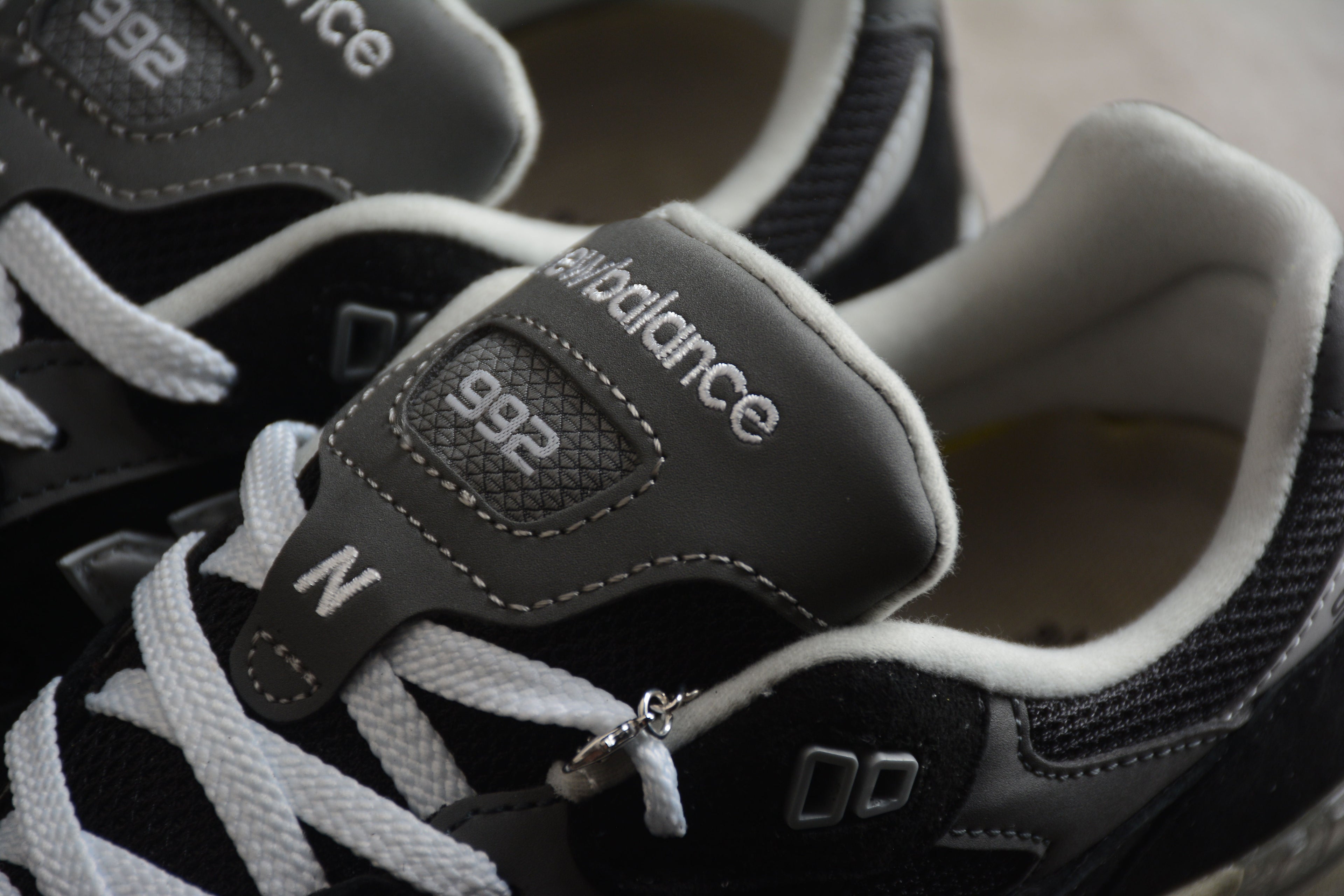 New Balance 992 Black