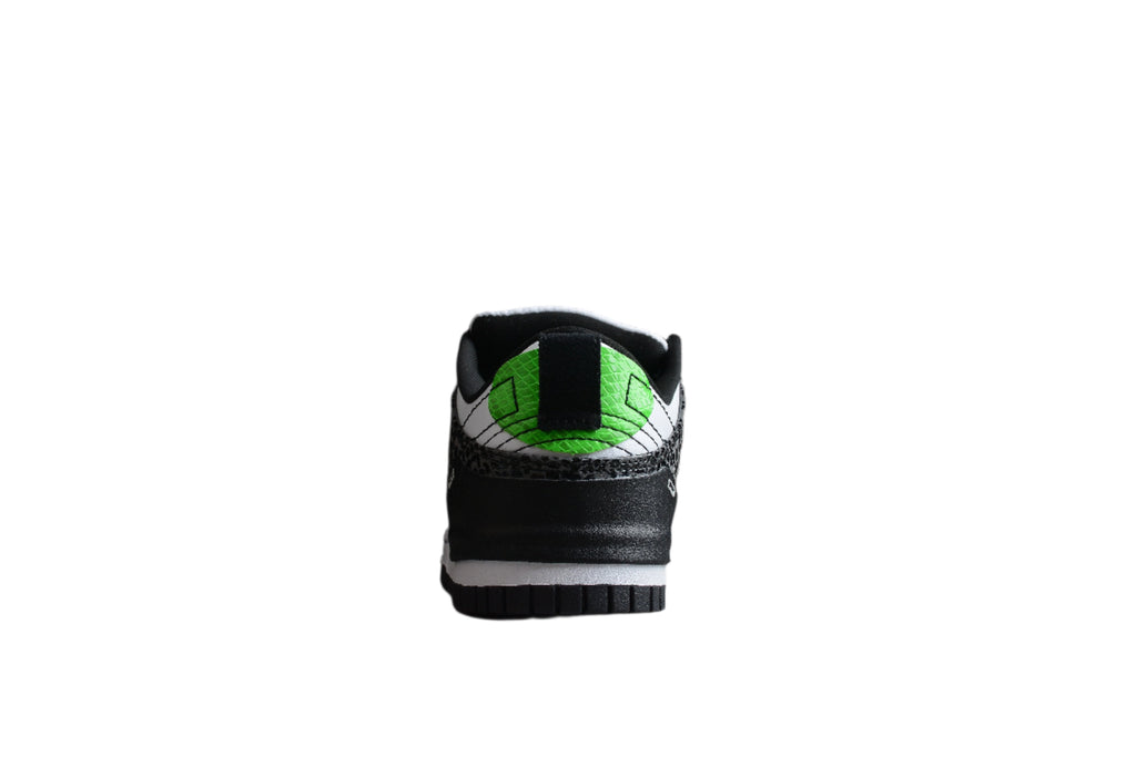 Nike Dunk Low SB Black / Red / Green