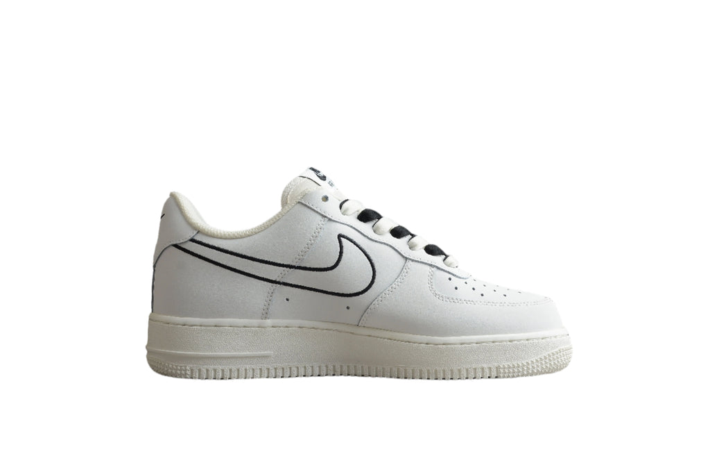 Nike Air Force One White / Black