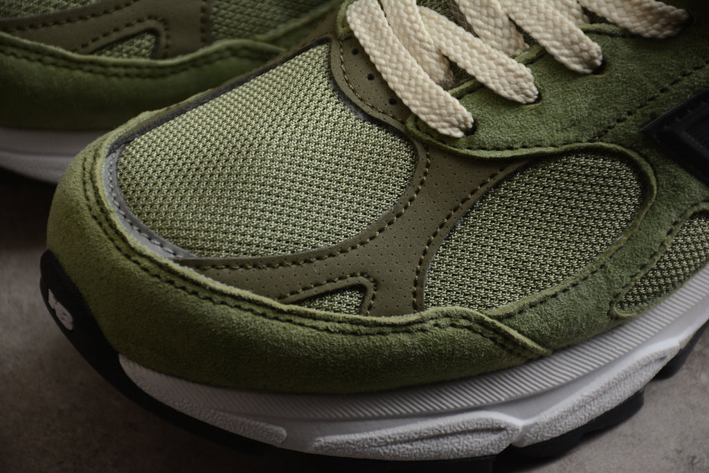 New Balance V3 990 Green