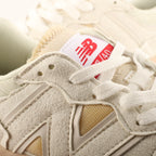 New Balance 5740 Sea Salt / Munsell White