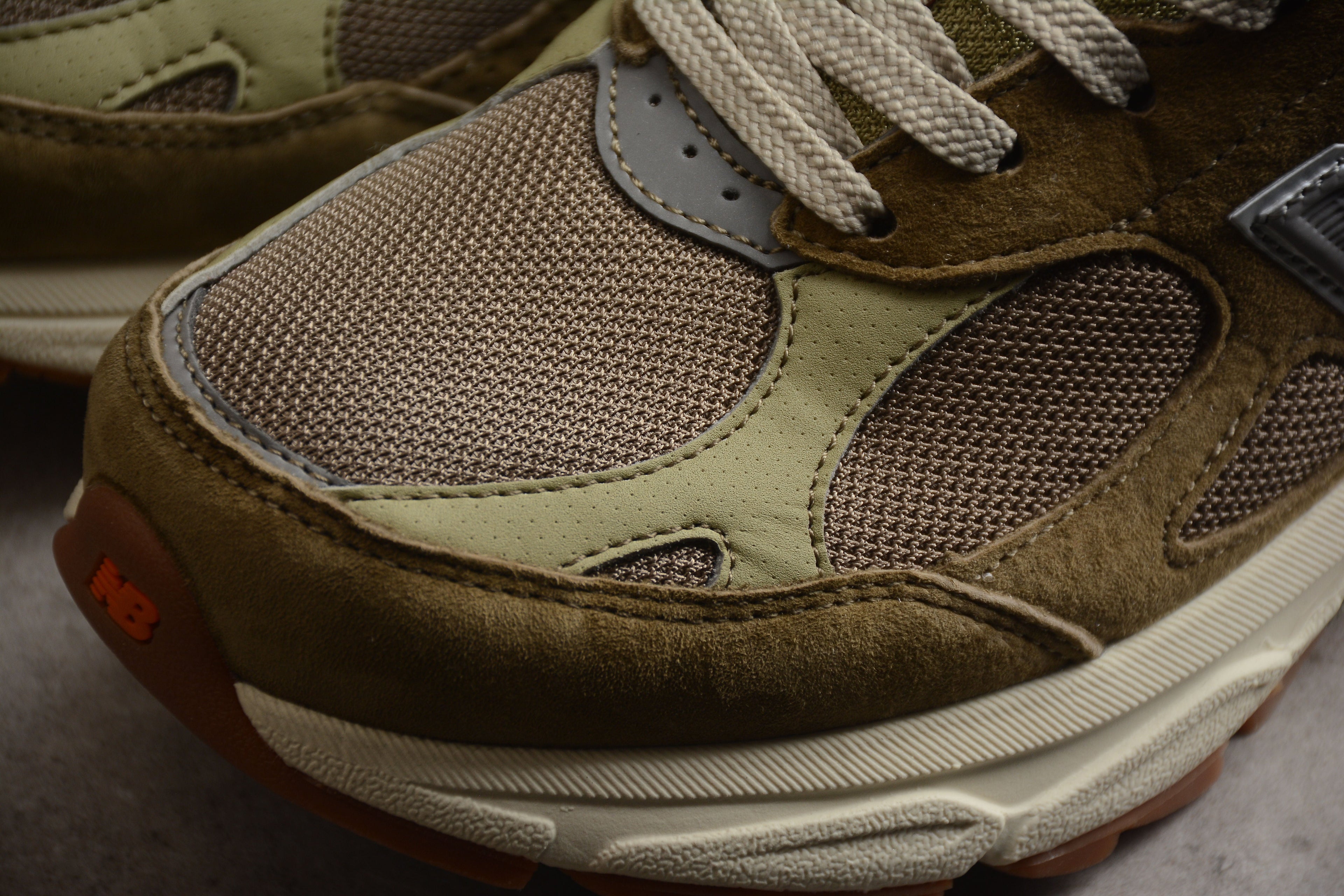 New Balance V3 990 Brown