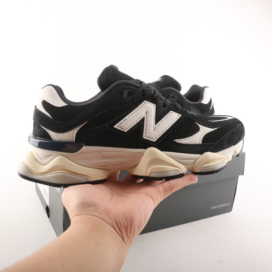 New Balance 9060 White / Black