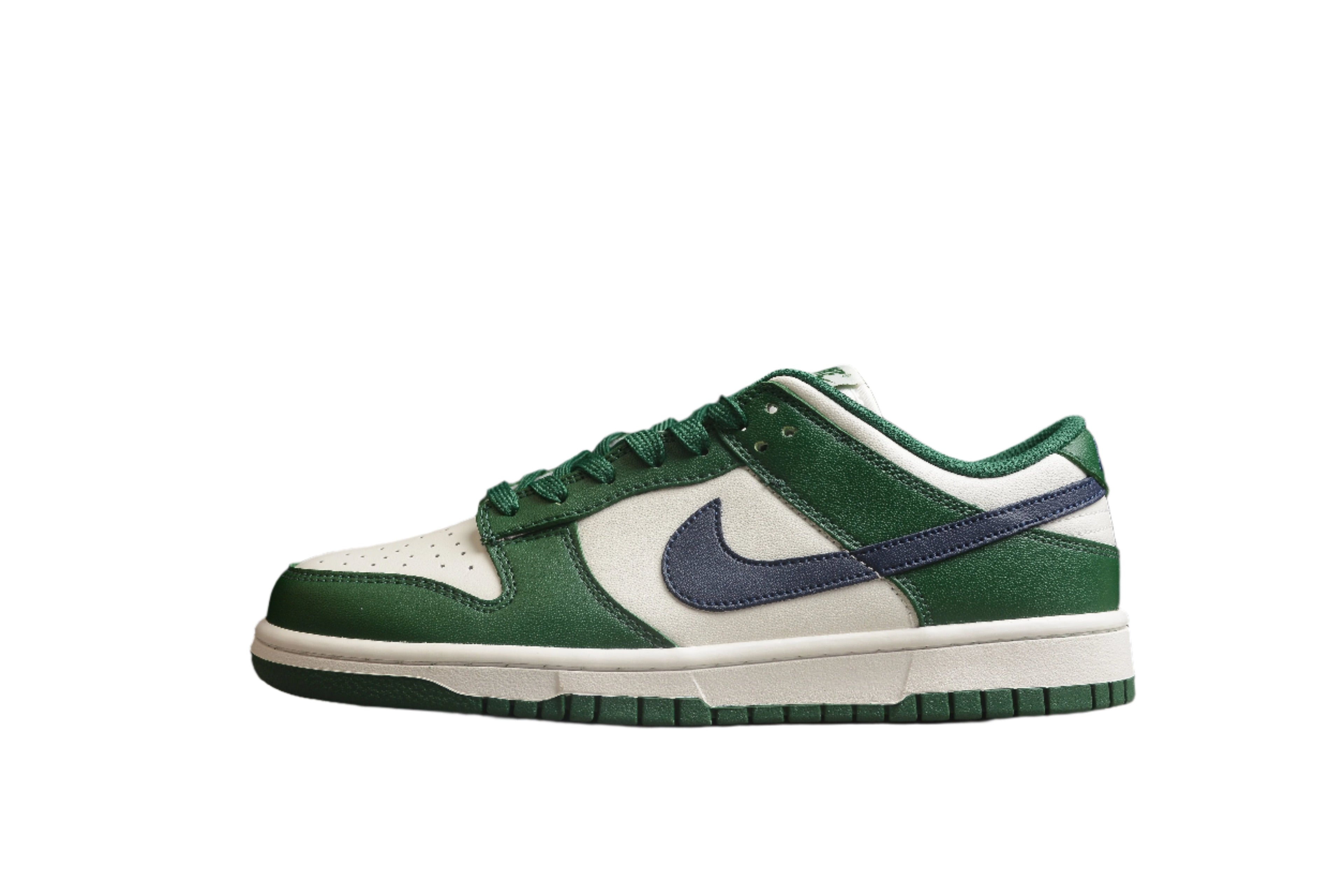 Nike Dunk Low SB Dark Green