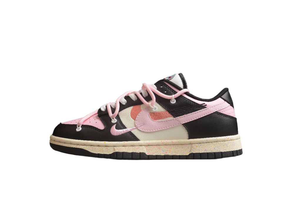 Nike Dunk Low  SB Black / Pink