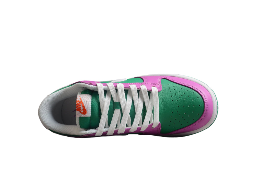 Nike Dunk Low SB Green / Lilac