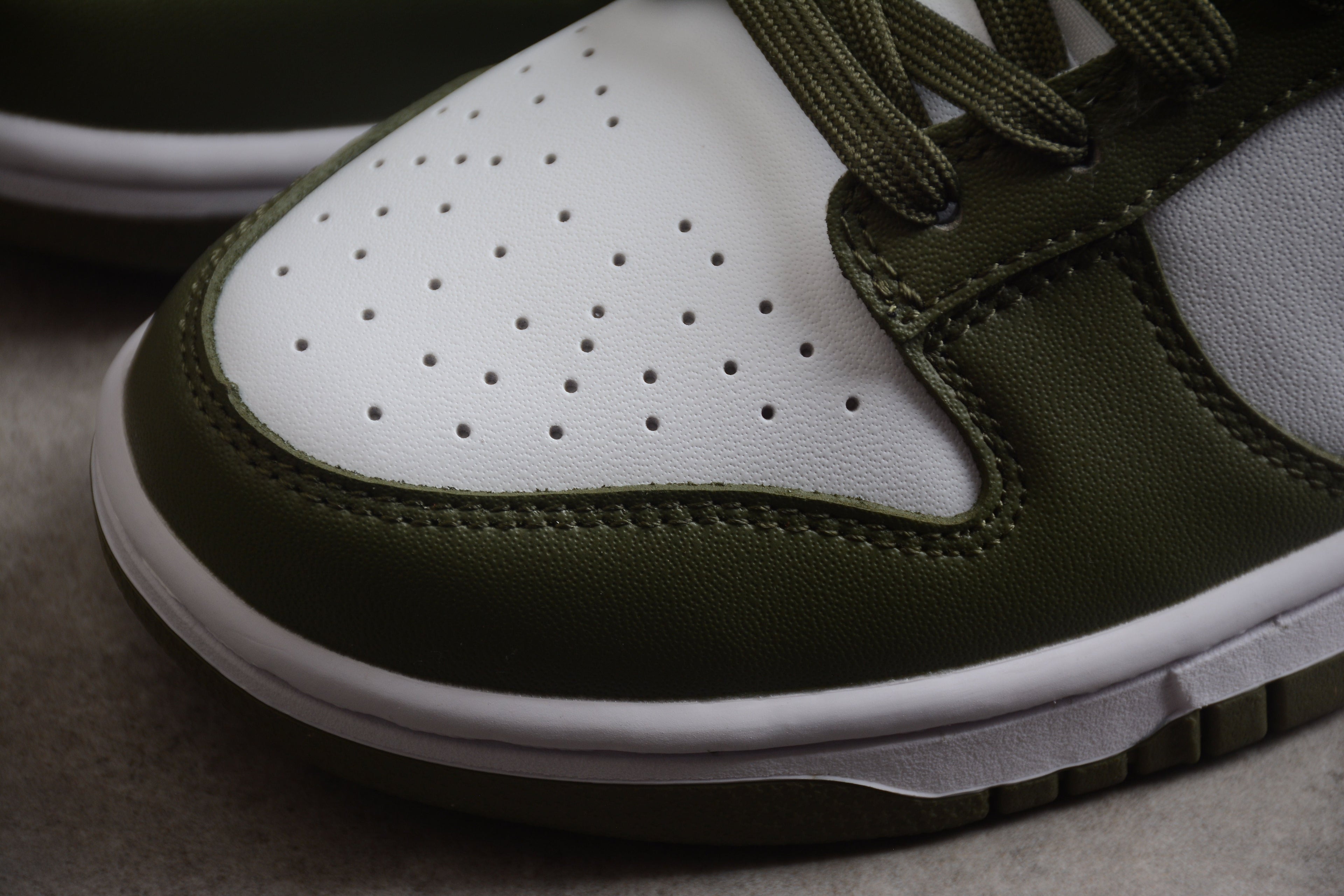 Nike Dunk Low SB Olive